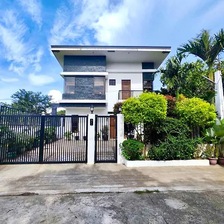 Bella Homes 6Br 4Bath Near Rotunda Tagaytay City Exterior photo