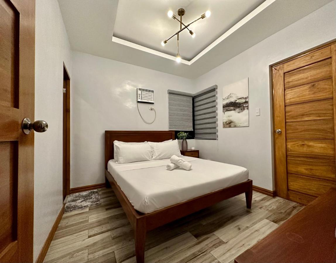 Holiday home Bella Homes 6br 4bath Near Rotunda *