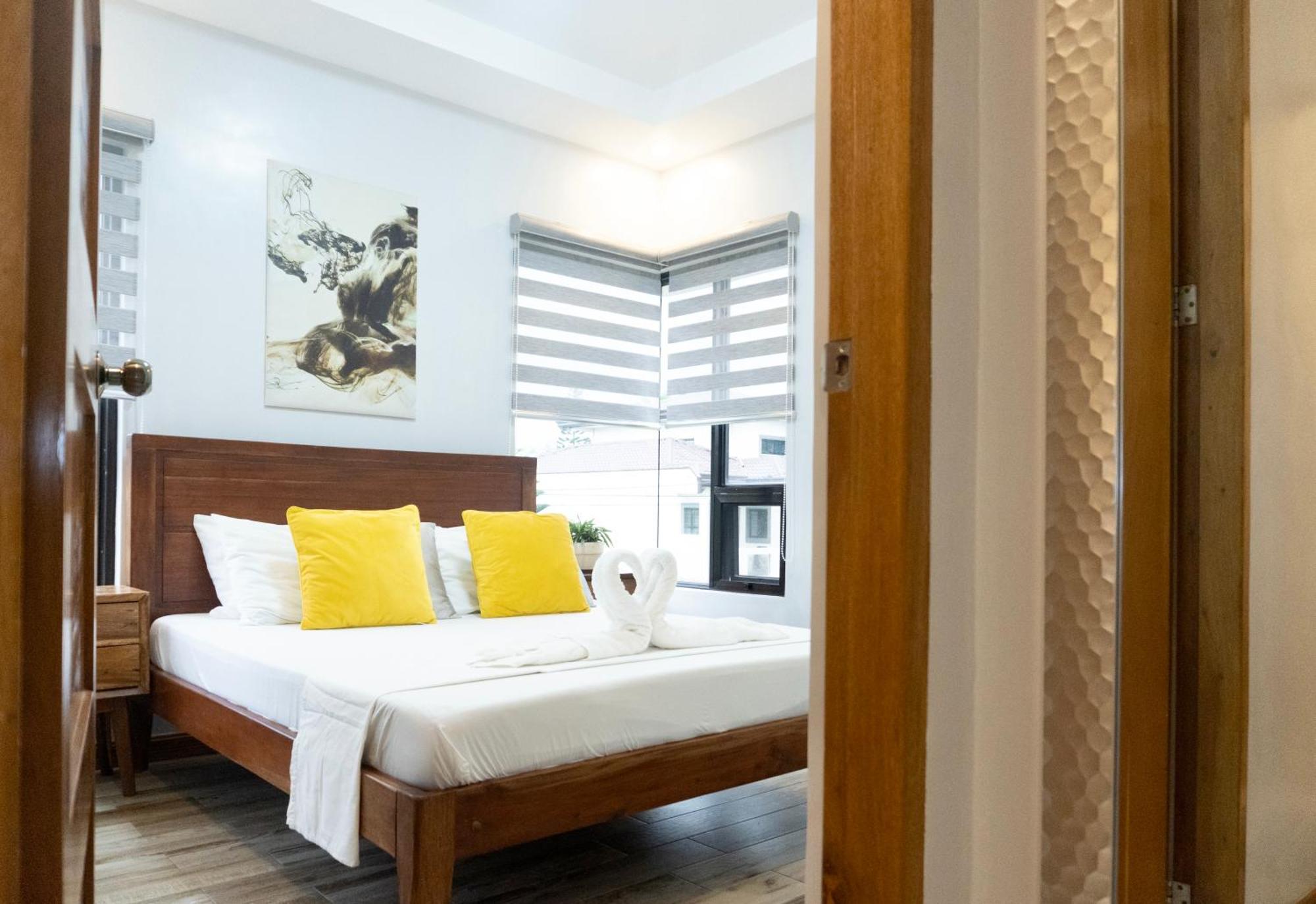 Holiday home Bella Homes 6br 4bath Near Rotunda Tagaytay City