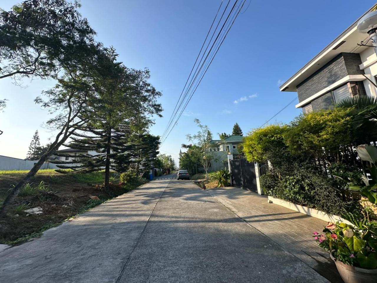 Bella Homes 6br 4bath Near Rotunda * Tagaytay City