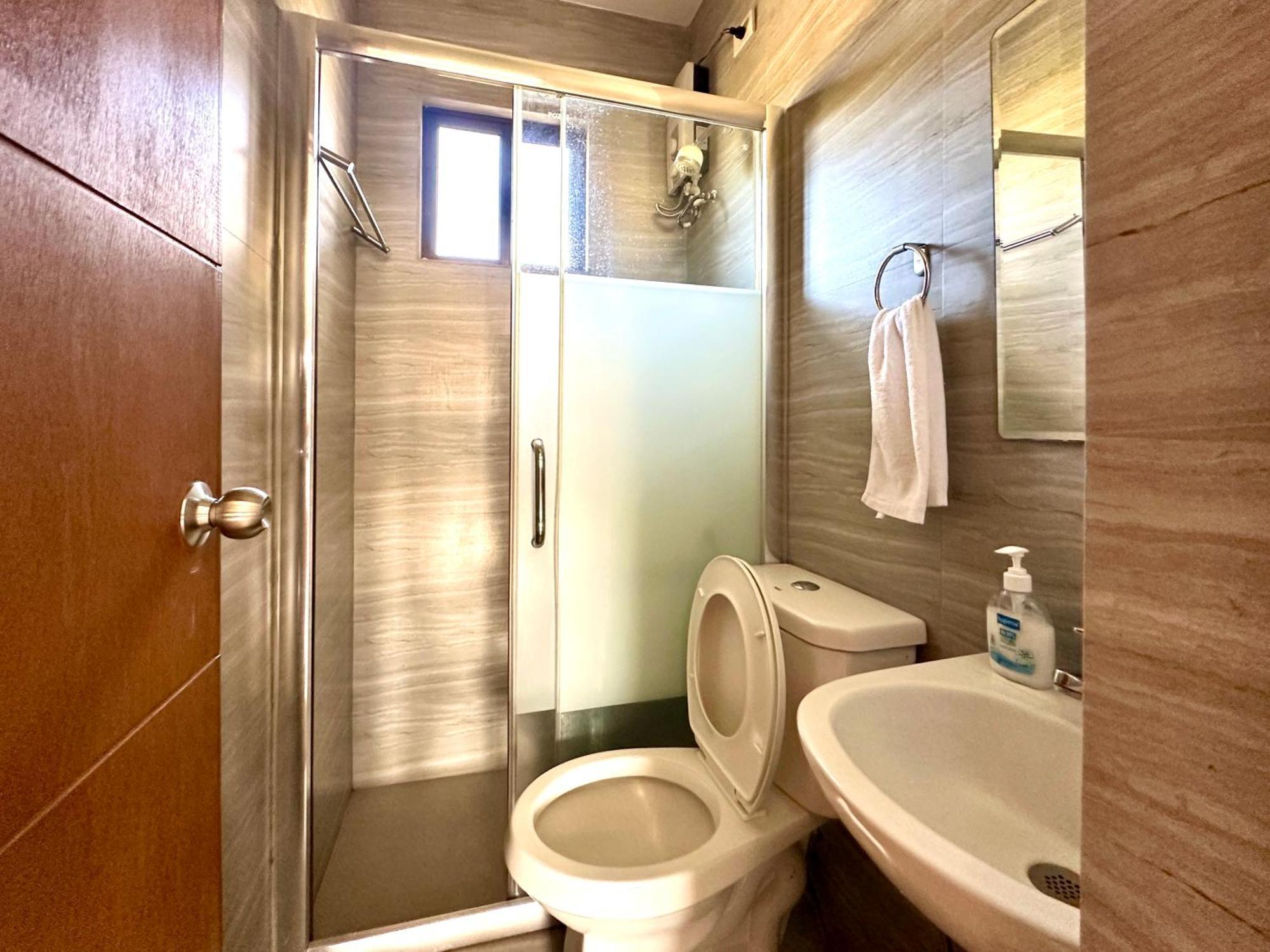 Holiday home Bella Homes 6br 4bath Near Rotunda Tagaytay City